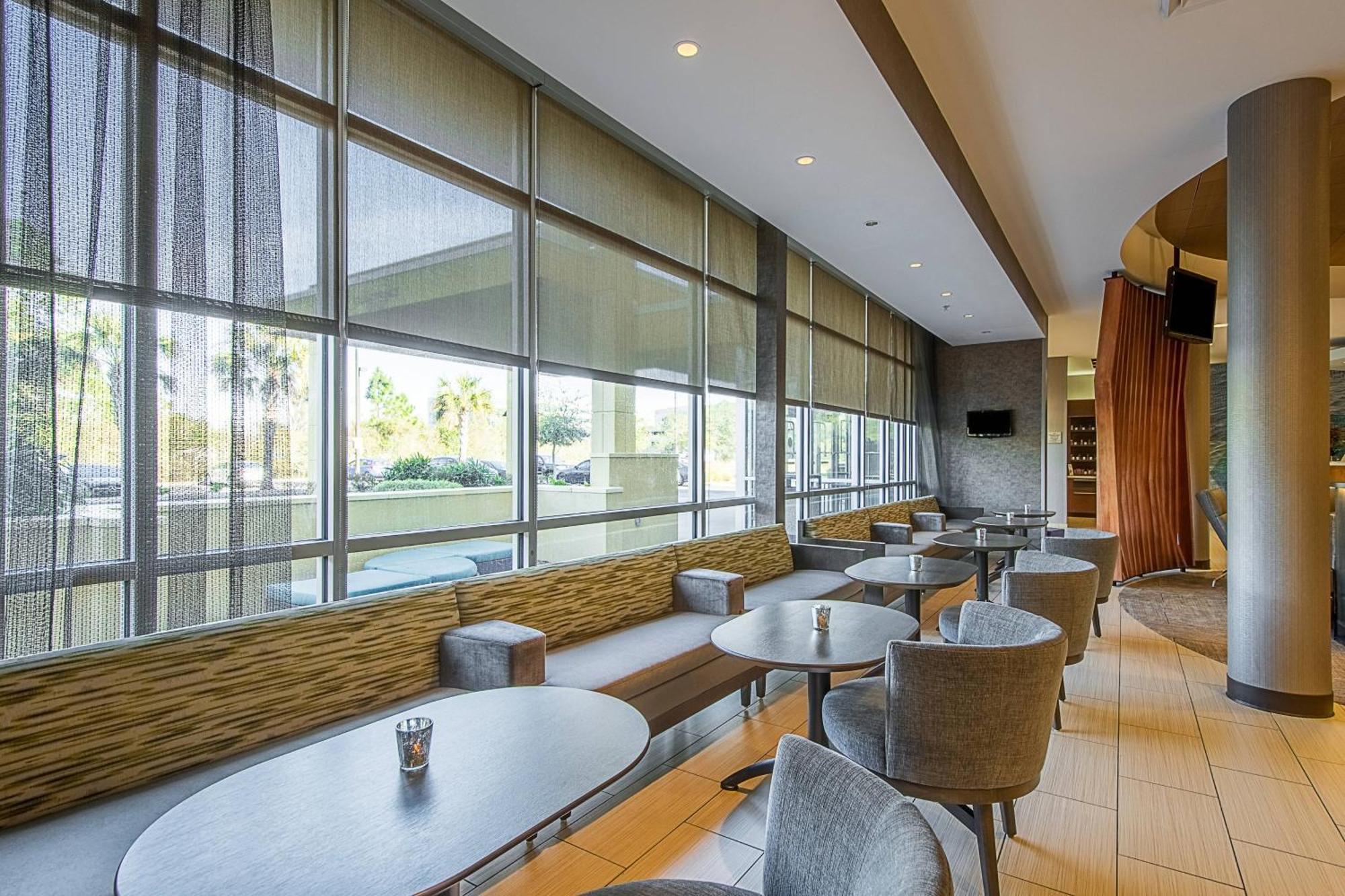 Springhill Suites Tampa North/Tampa Palms Bagian luar foto