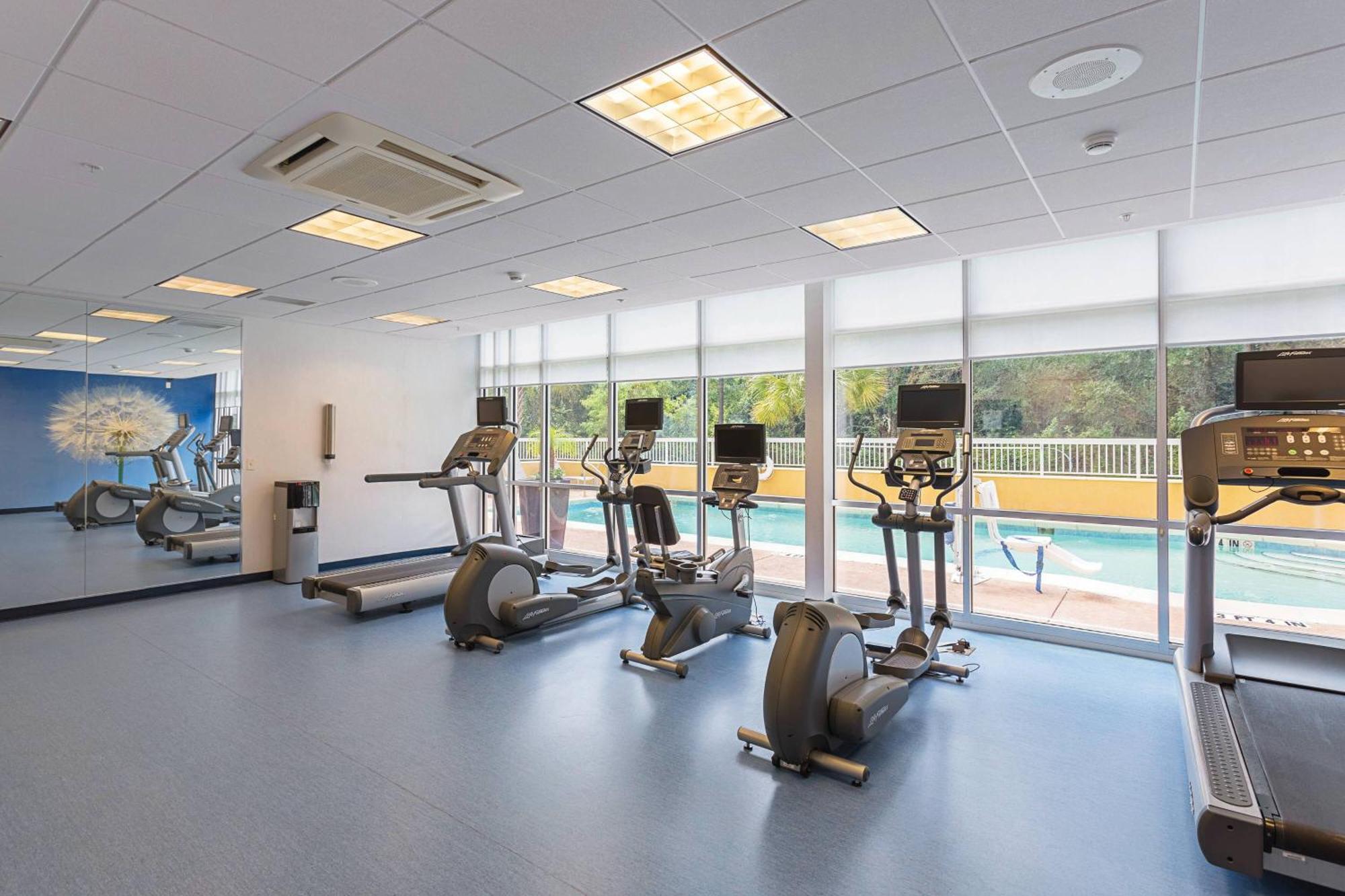 Springhill Suites Tampa North/Tampa Palms Bagian luar foto