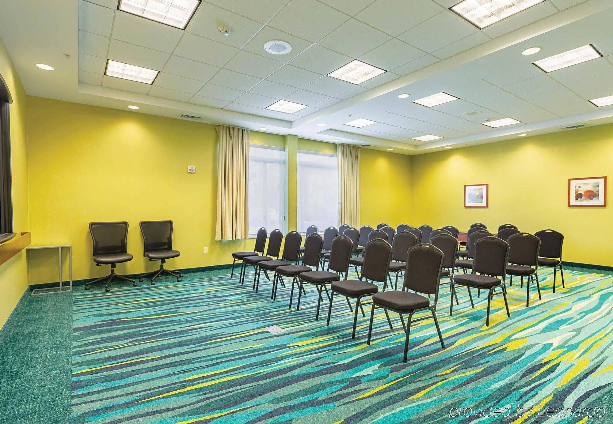 Springhill Suites Tampa North/Tampa Palms Bagian luar foto